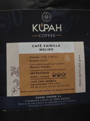 Empaque de café molido sabor vainilla, de origen Brasil, marca Kupah Coffee.